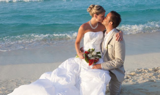 planning a stunning beach house wedding couple