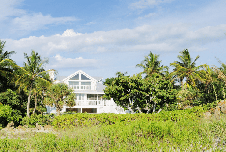 Do Any Celebrities Live on Captiva or Sanibel Island?